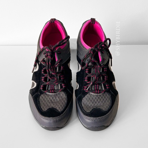 Lands End Trail Hiking Shoes, Wide, Black - Picture 12 of 12